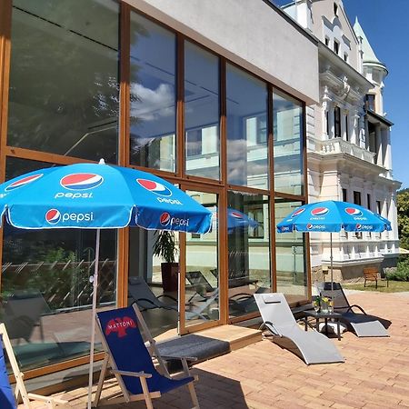 Penzion U Golfu Karlovy Vary Esterno foto