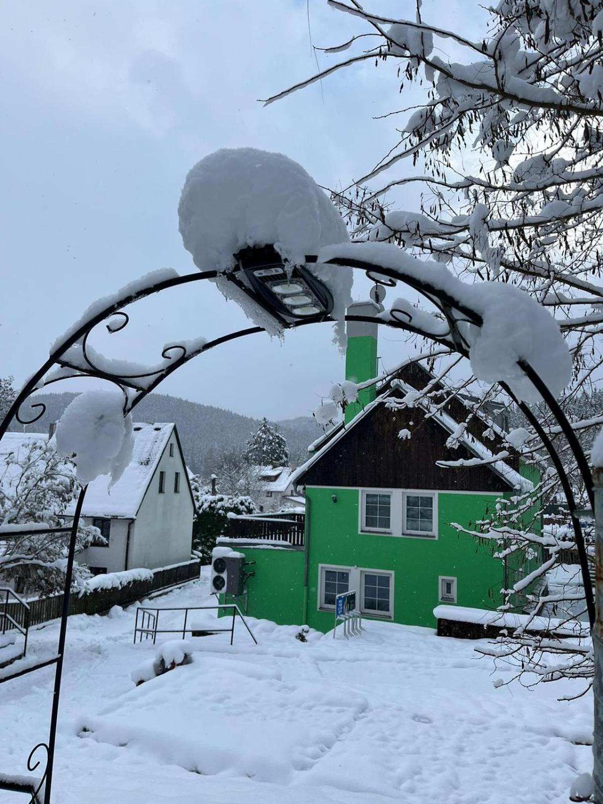 Penzion U Golfu Karlovy Vary Esterno foto