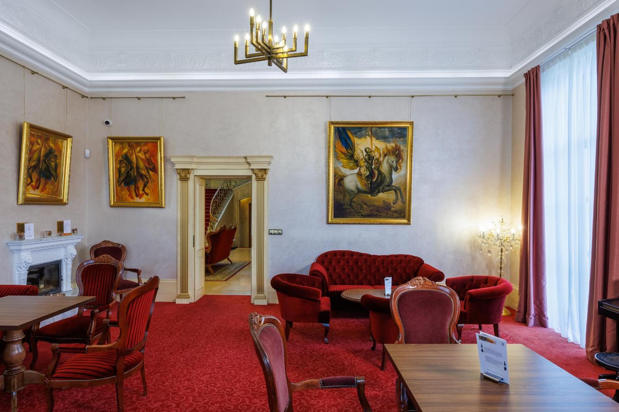 Penzion U Golfu Karlovy Vary Esterno foto
